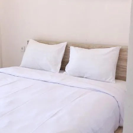 A-Manta Homestay Labuan Bajo Exterior foto